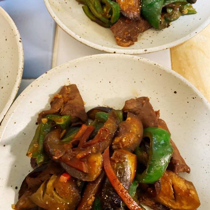 牛肉と夏野菜の甜麺醤炒め